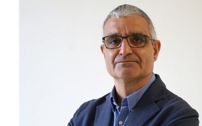 O académico da RAGC Xosé R. Bustelo, presidente da Federación de Sociedades Españolas de Oncoloxía